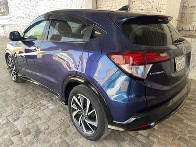 Honda Vezel RS 2016/22  Like New | Family Used