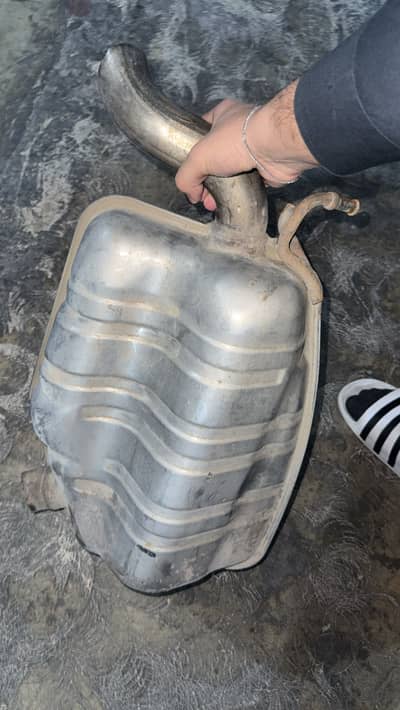 Original Mercedes W211 E500 Exhaust Mufflers – Imported