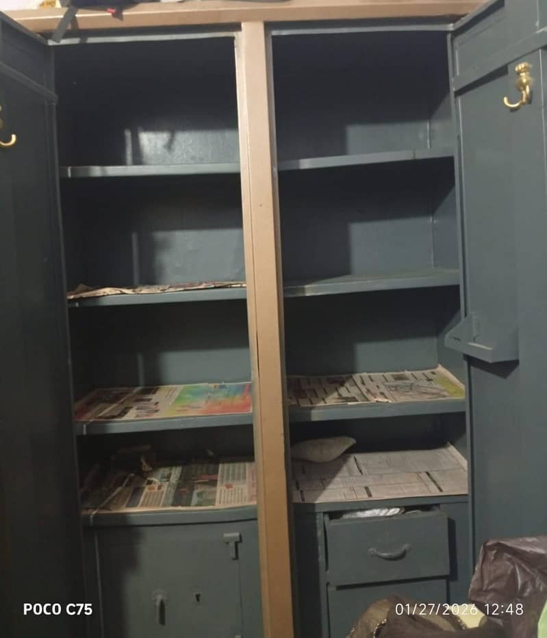 ALMARI الماری 3