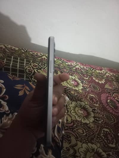 vivo y19s 4+4/128