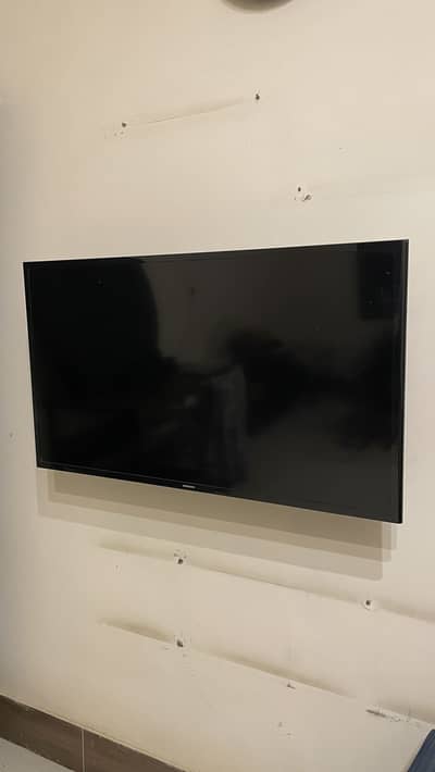SAMSUNG Android 40inch lcd orignal - picture ribbon issue