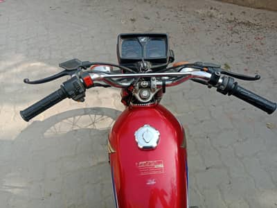 Honda cg 125 2021 . . 2022 Wala sticker registration 2023 in all jenion