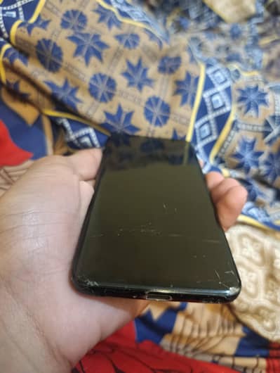 LG G8 THINQ - URGENT SALE