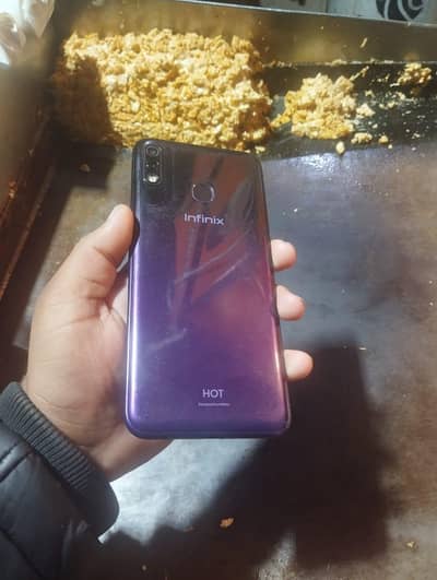 infinix hot 8 lite