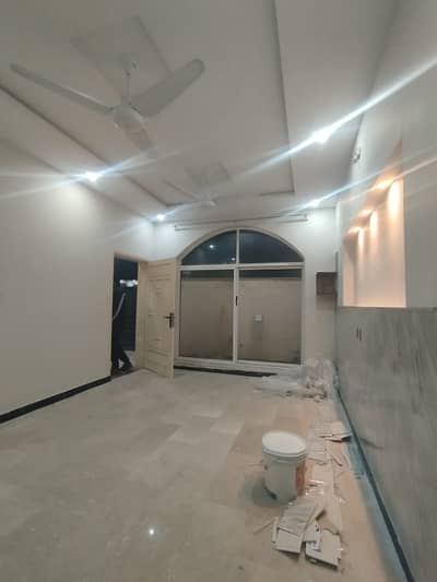 Ground Purtion For Rent I-11