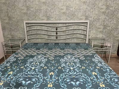 Complete Bedroom Bed Set for Sale