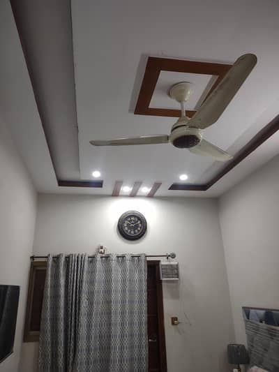 Excellent condition Portion in Nazimabad block 2