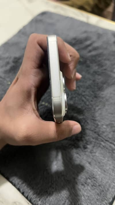 Iphone 15 pro Max JV