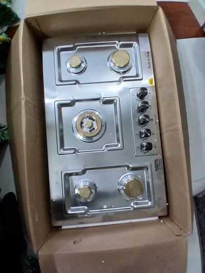 Natura Built in hub 5 nob stove new  not used once