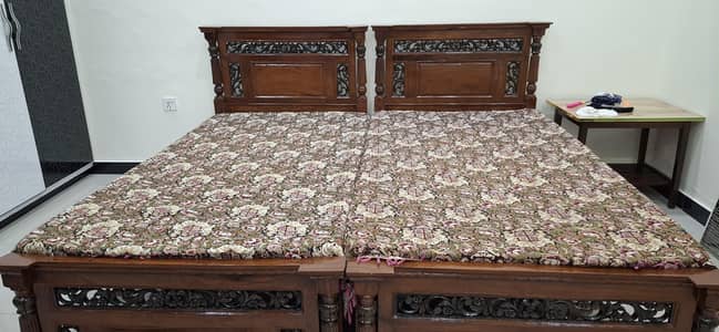 2 single bed with mattress
