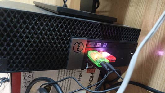 Dell 8 gb rem and 128 ssd all okay all components done brand new