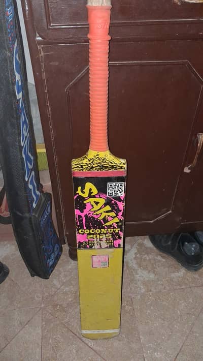 Saki original coconut bat + blue and black cover