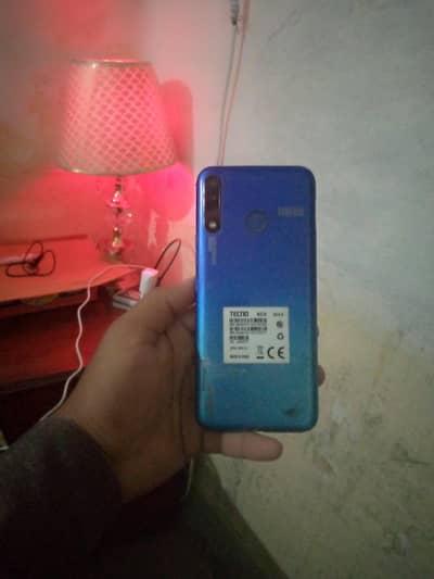 Tecno spark 4