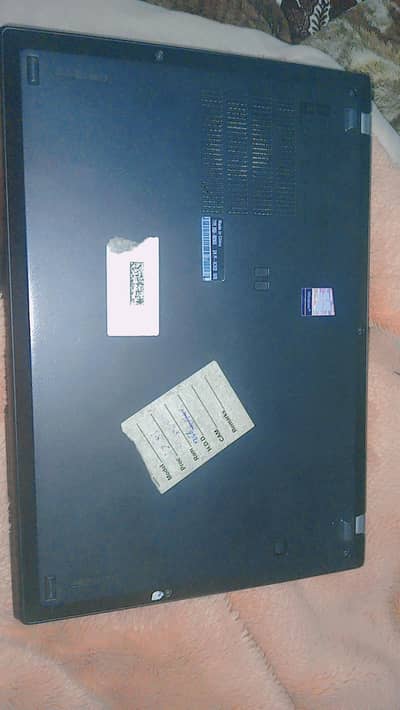Lenovo Thinkpad X390 i7 processor with 8Generation