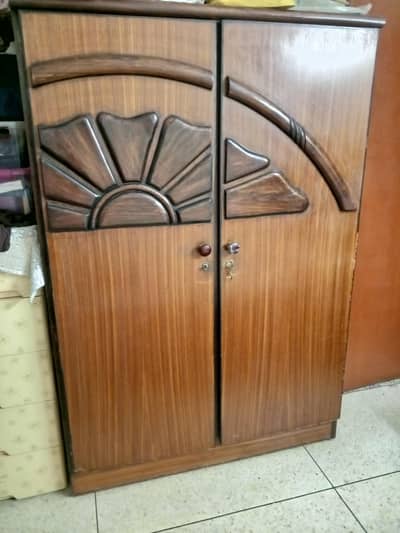 double bed with 2 sides and 3 door almirah