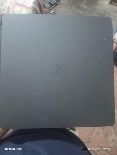 PS4 Slim