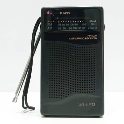 Vintage Sanyo RP-5070 Transistor AM/FM Pocket Radio | Made in Japan
