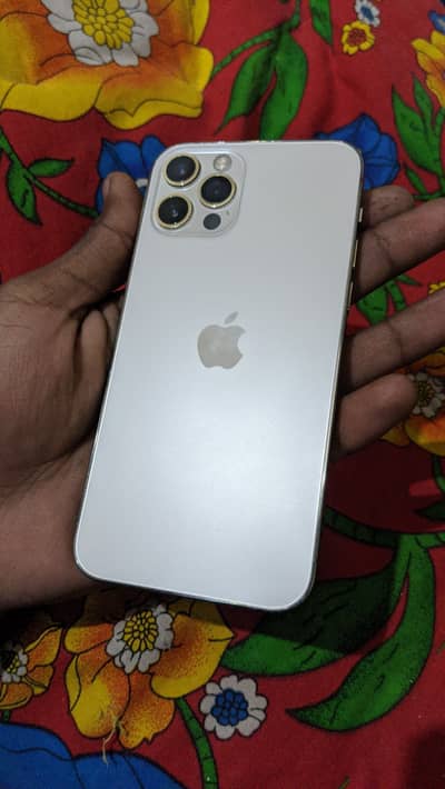 iPhone 12 Pro 256 GB FU Golden Colour