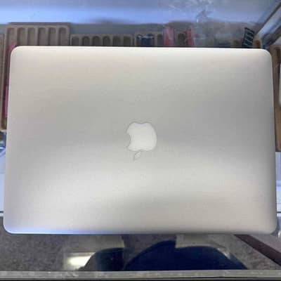 Macbook 2017 8/256