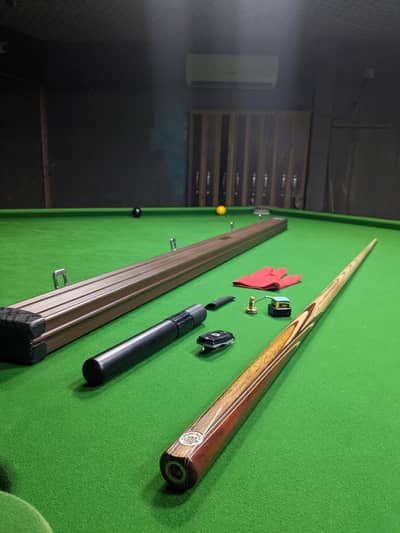 MKR CUSTOM CUE ONE PIECE