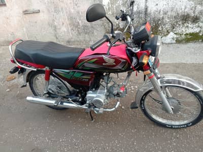 Govt employee used Honda cd70cc 2022 Islamabad number