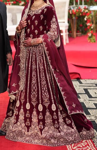 Bridal dress - Maroon velvet