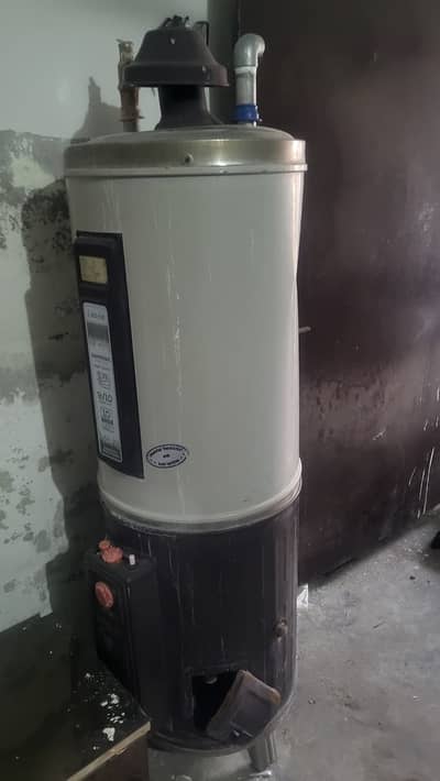 25 Gallon Electric & Water Geyser (03053729059)