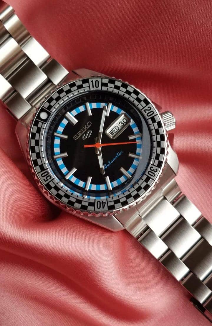 SEIKO 5 AUTOMATIC 0