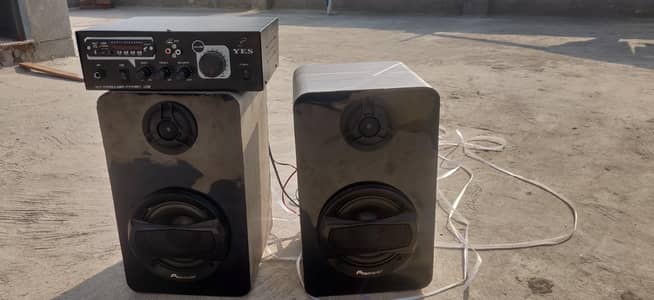 Pioneer Speaker with Amplifier