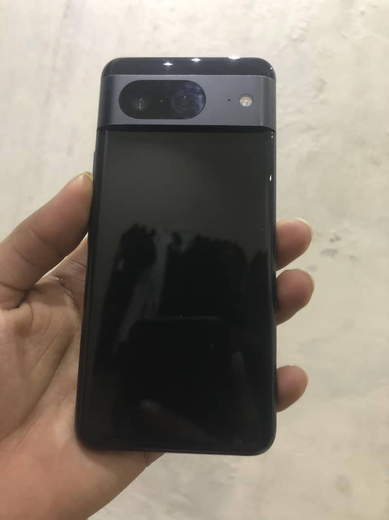 Google Pixel 8 3