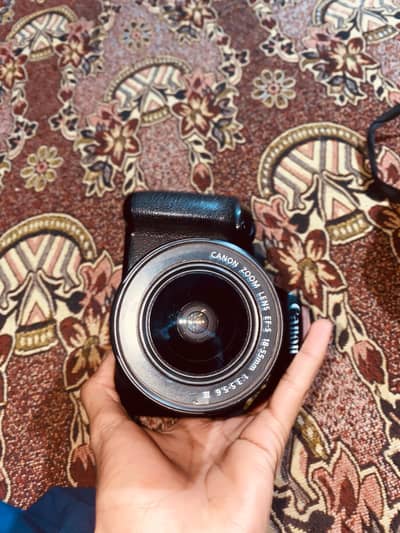 Canon 1300d kit lens with bag, charger