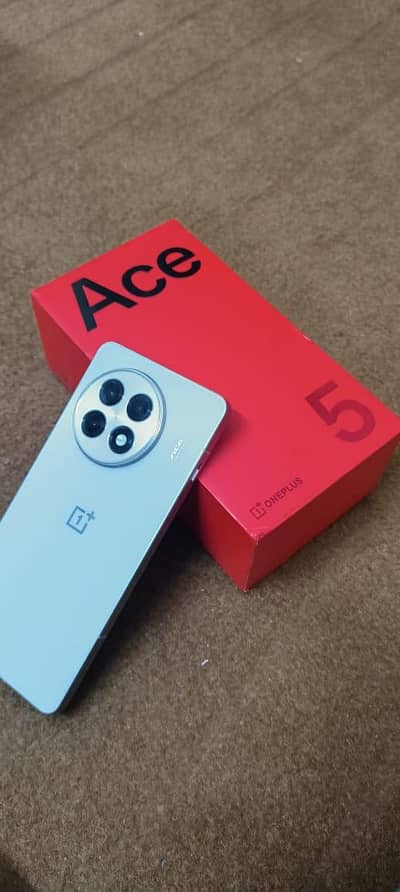 oneplus ace 5 new condition complete box 12-256gb