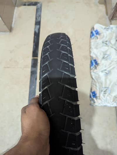 Yamaha tyre