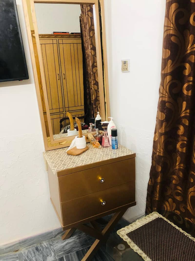 double bed with dressing 4