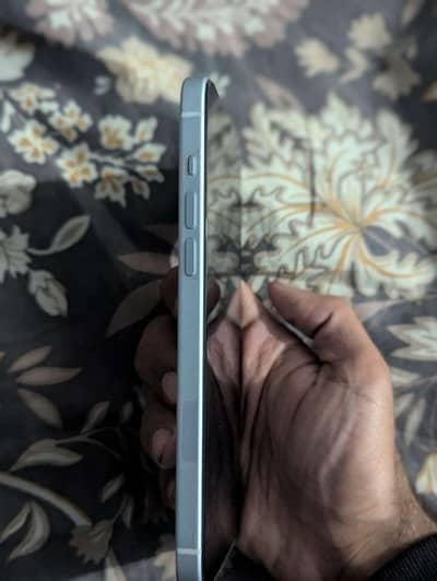 I phone 15plus256gb jv 93battery health cycle count 231 10/10 conditio