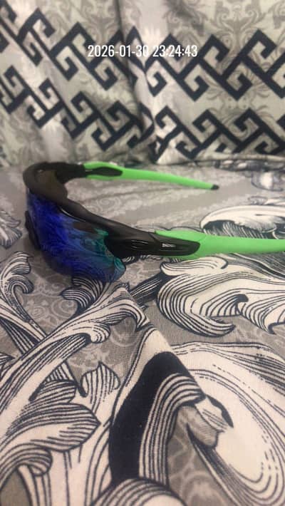 OKLEY CRICKET GLASSES