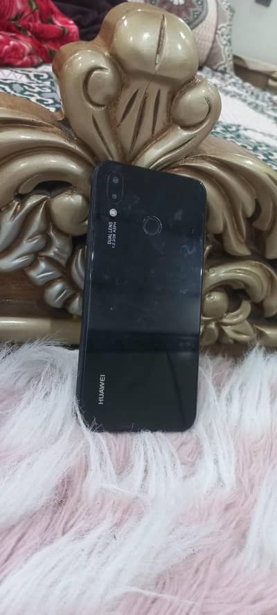 Huawei Nova 3e  Sirf Battery ka masla hai