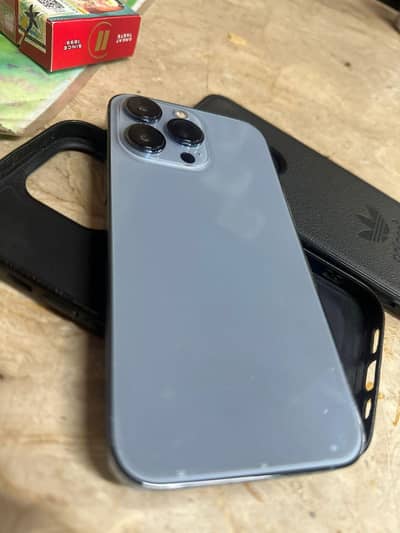iphone 13 pro jv 128 gb 10/10 condition 95 % beatry health