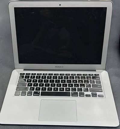 MacBook Air 13-inch (2017) – Core i5 | 8GB RAM | Excellent Condition