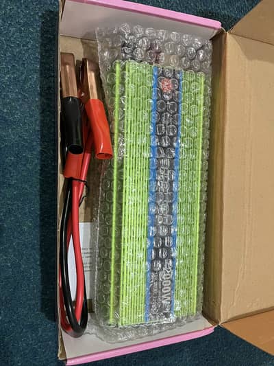 Car power inverter 12V to 220V