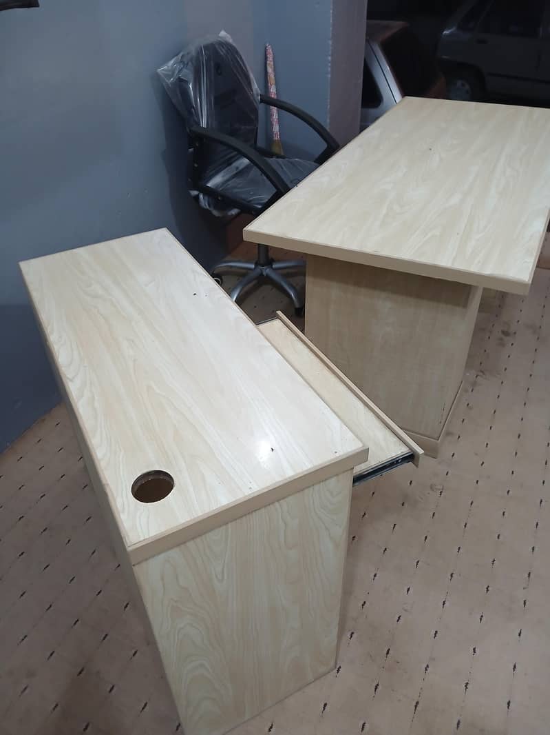 Executive Table with side table available 2