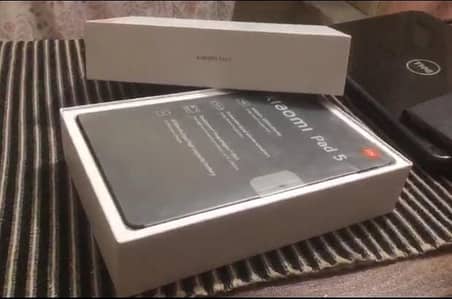 Xiaomi Pad 5 – Pearl White | 6GB RAM / 256GB ROM Like new condition,