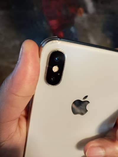 iPhone x pta approved water pack ha battery health 76% all ok