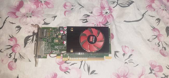 AMD Radeon R5 340X – 2GB – Excellent Condition