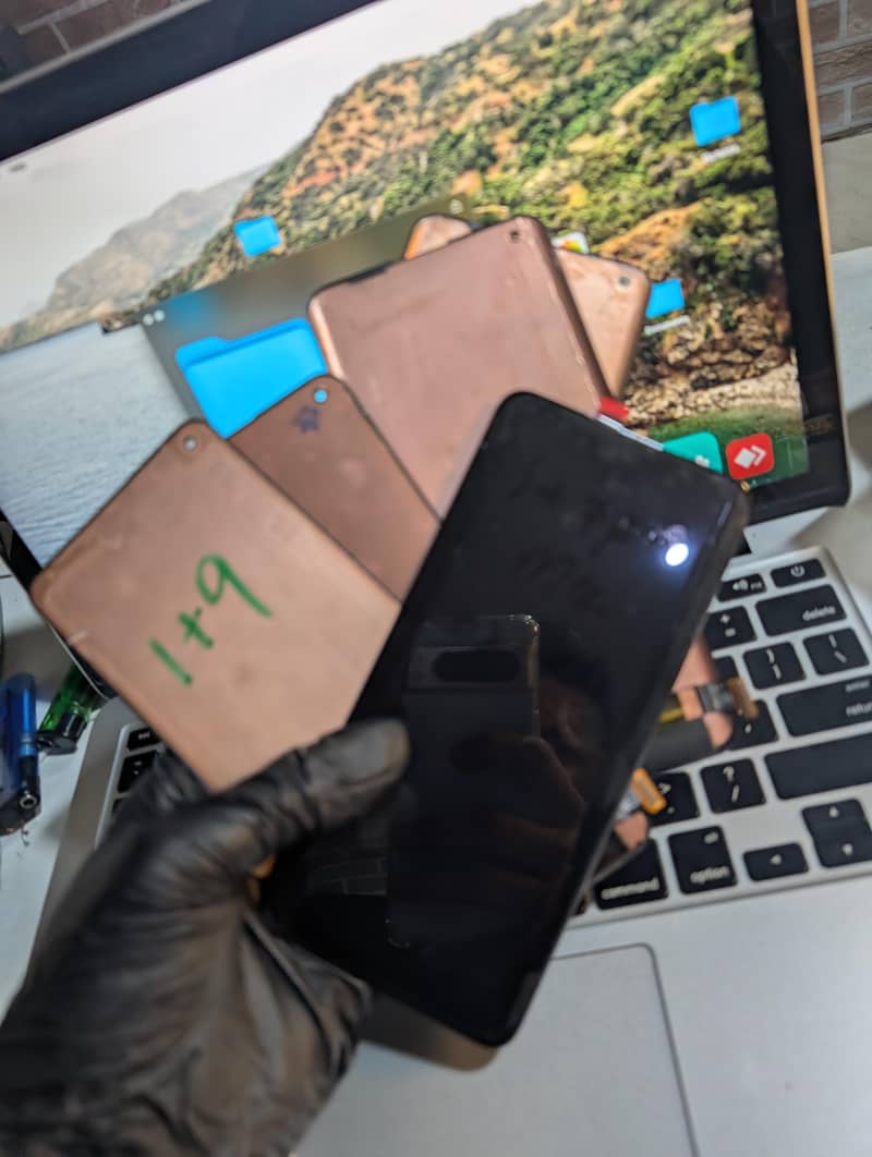 Samsung s21 FE  S22 Ultra, S20 Plus S23 Ultra,  S21 ultra LED Panels 9