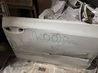 toyota altis 2022 driver side front and finder door super white