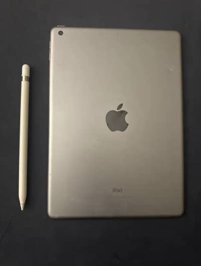 iPad apple with Apple Pencil