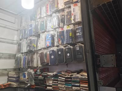 cover . glass 9d 3d or simple and batterys qmobile