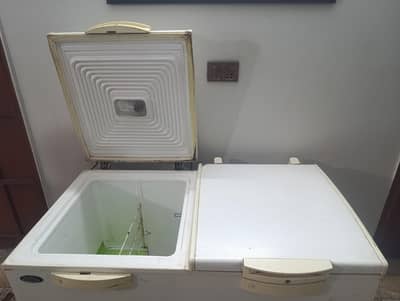 waves deep freezer working condition 10/10