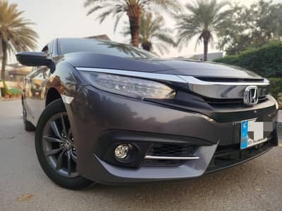 HOnDA Civic UG 2021 total genuine showroom condition